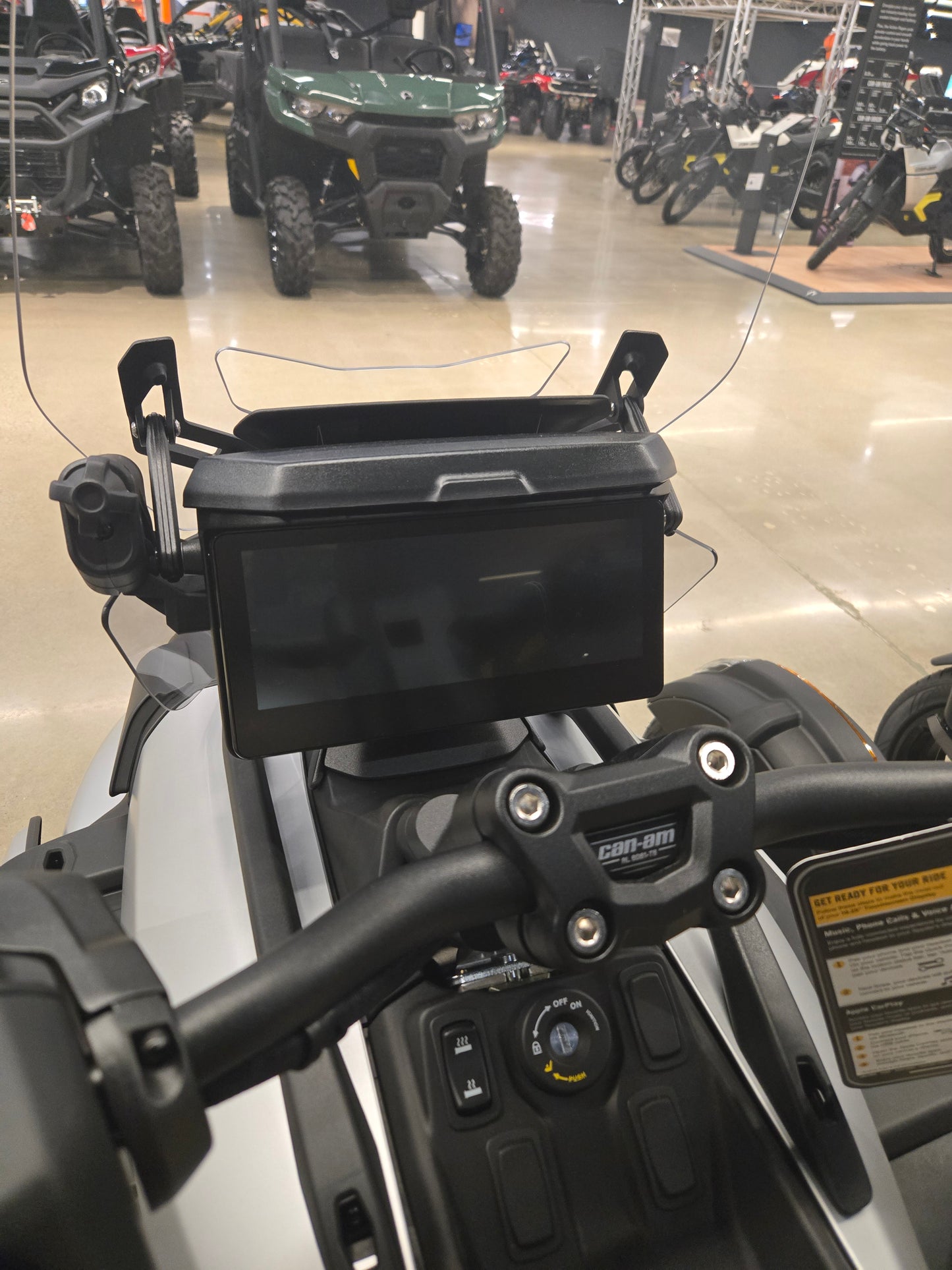 10" Touch - Canam-Ryker screen.jpg