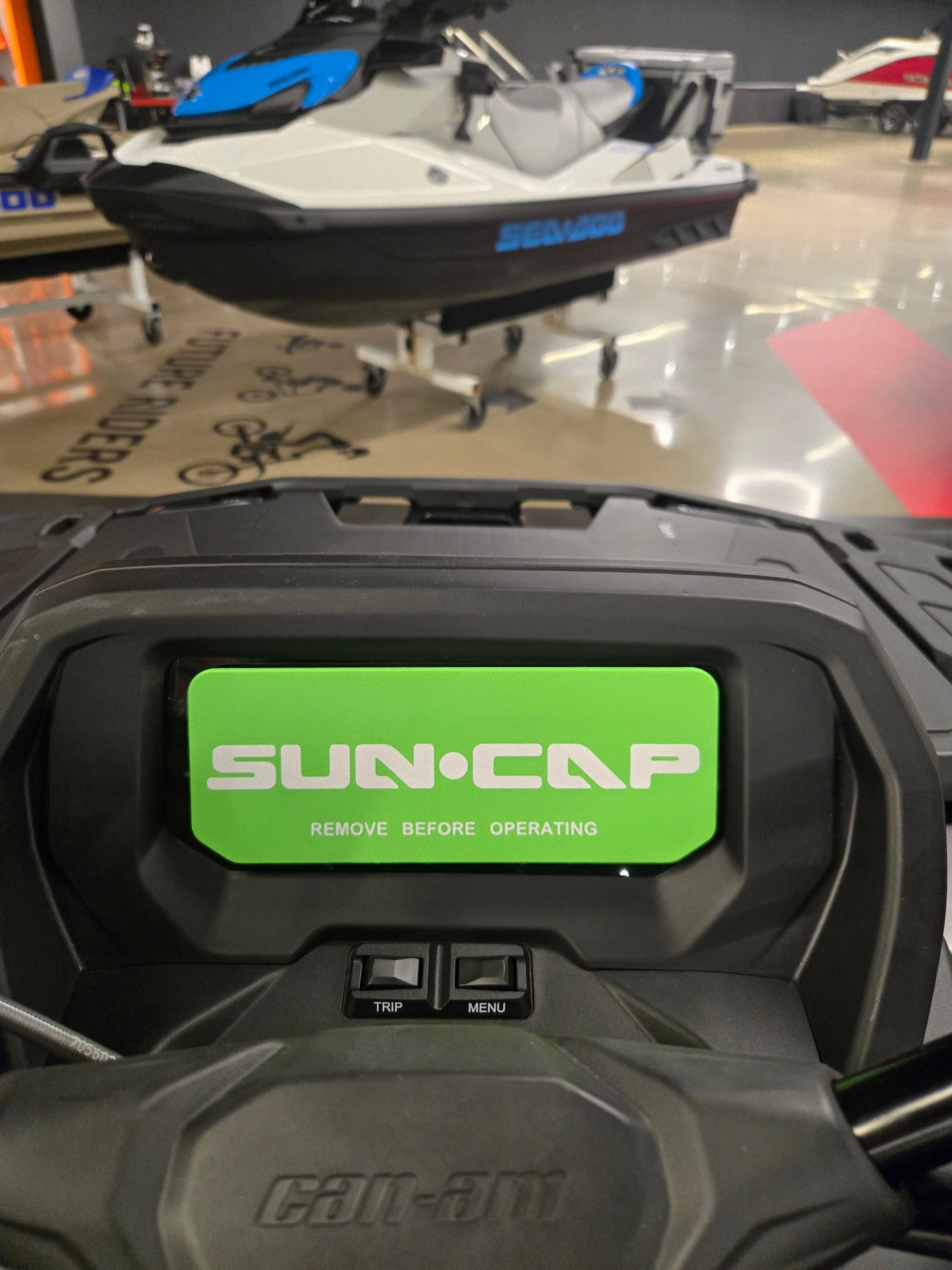 Large Cap - Large-CanAm commander screen.jpg